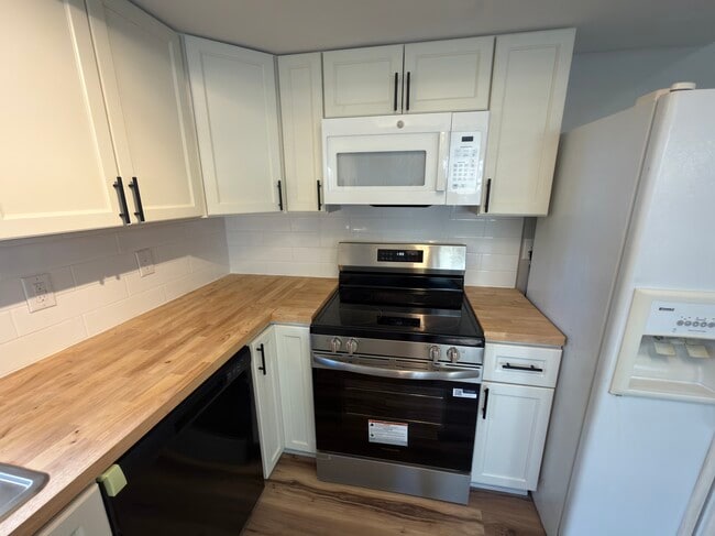 Photo - 6309 Rambler Dr