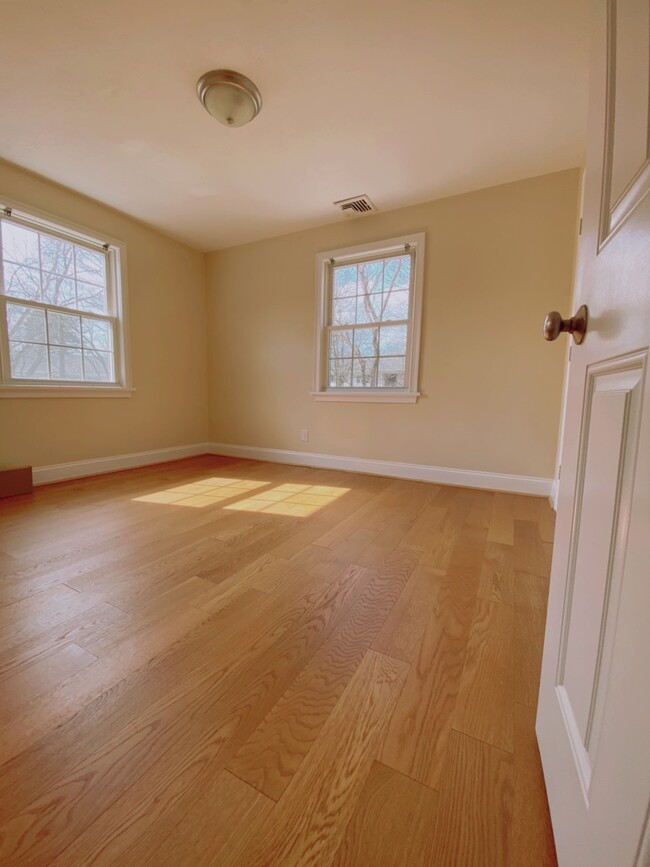 Bedroom upstairs - 88 Roberts Dr Townhome