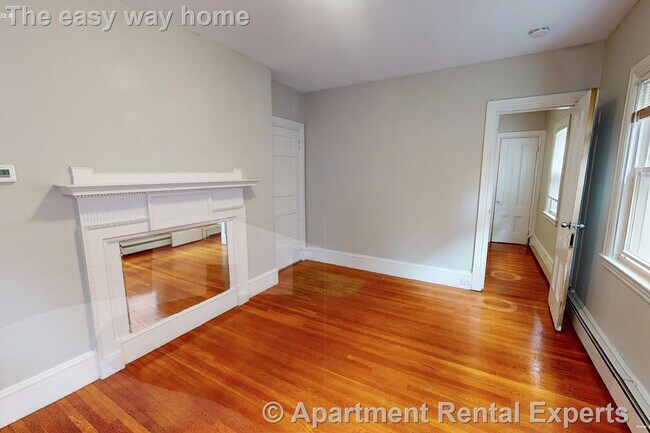 Photo - 63 Dana St Unidad #8