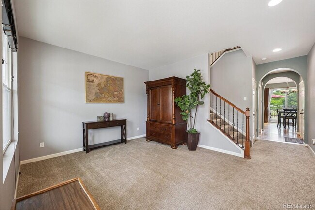 Photo - "Charming 3-Bed Sanctuary in Englewood: Spacious 3,089 Sq Ft with 2.5 Baths!"