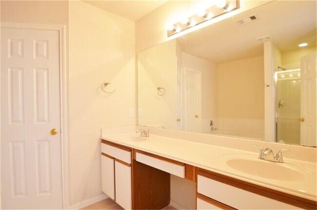 Photo - 19607 Swan Valley Dr