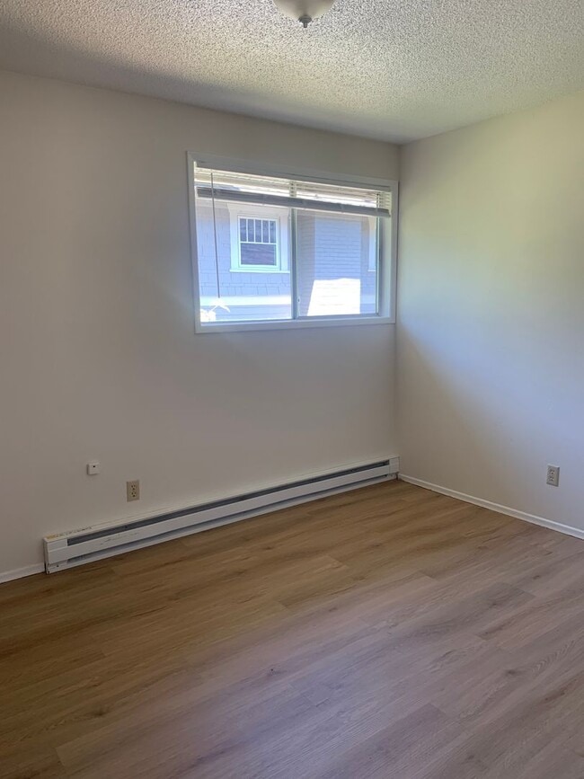 Photo - 232 NE 3rd Ave