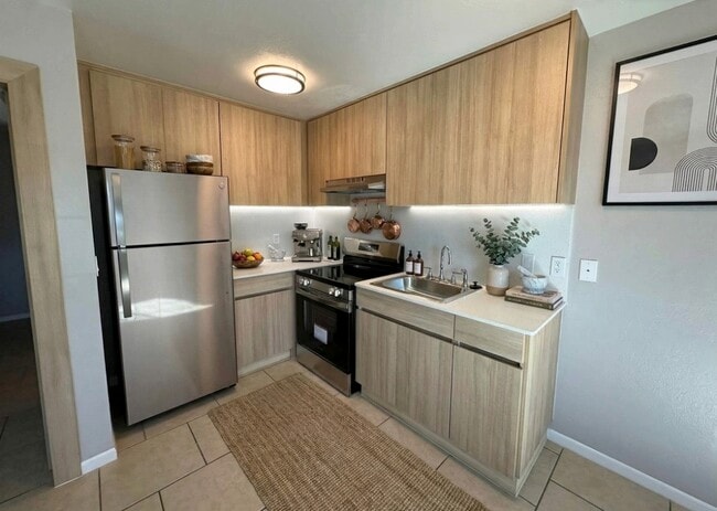 Building Photo - San Miguel Town Apartments