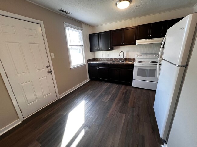 Photo - Cute 2 bedroom duplex that is centrally located. Just minutes to area bases, shopping and restaur...