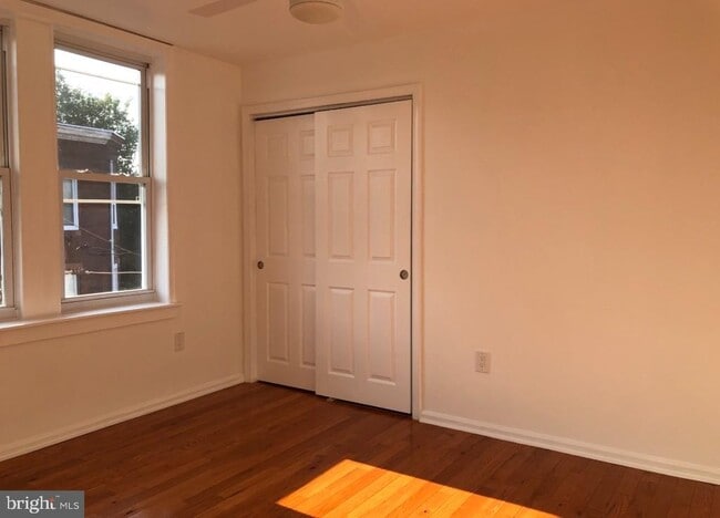 Photo - 1900 W Girard Ave Unit 3F