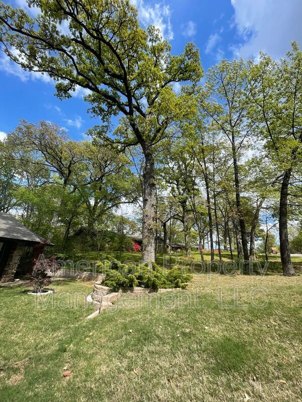 Photo - 3711 E 108th St