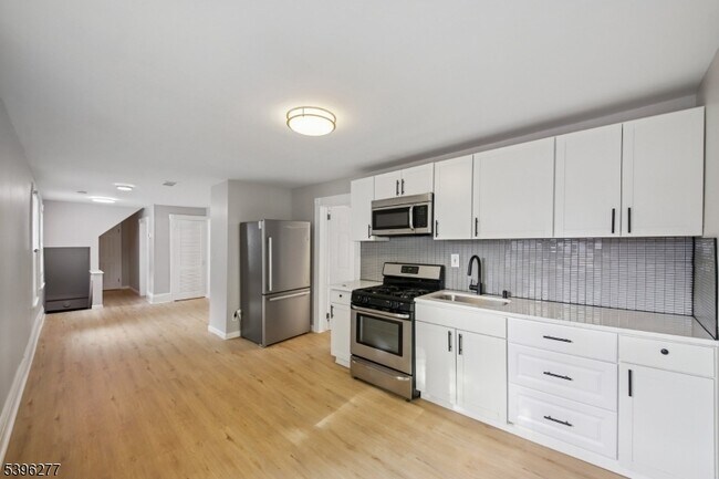 Photo - 176 Valley St Apartamento Unidad 2