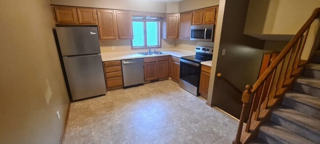 Kitchen: Brand-new stainless steel appliances installed in 2026. - 3060 25th St NW