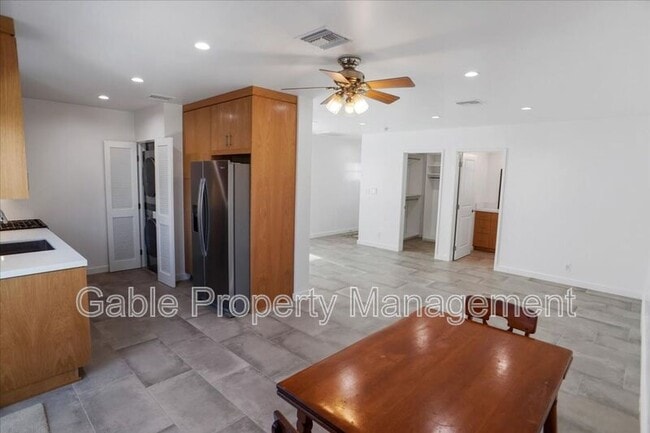 Photo - 9428 1/2 Crebs Ave