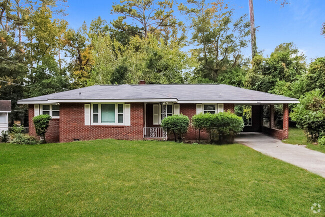 Building Photo - Charming Home in Columbia