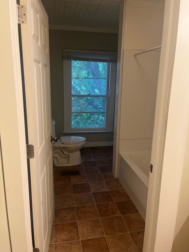 Photo - 718 Saint Andrew St