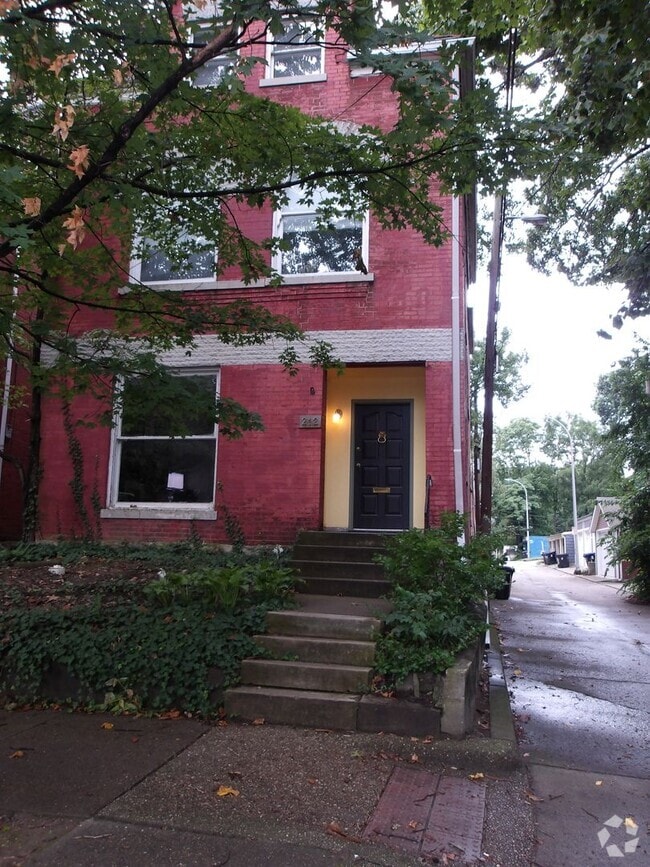 Building Photo - 212 W Lee St Unit 212-3 Rental