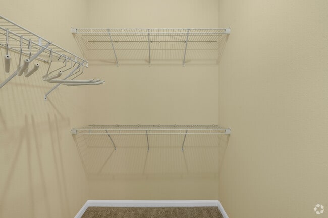 2BR, 2BA - 1056SF - 2 Walk-in Closets