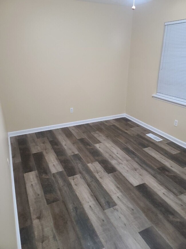 172 Tinkerview Dr Townhome Townhome Rental in Cloverdale VA