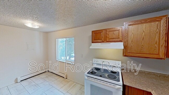 Photo - 2909 Sage St