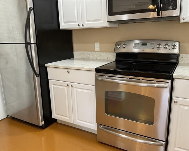 Photo - 5424 E Michigan St