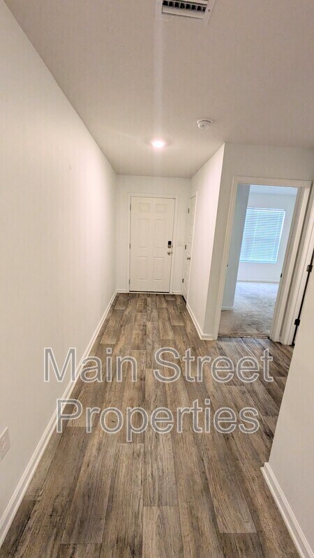Photo - 10557 Queens Gate Cir
