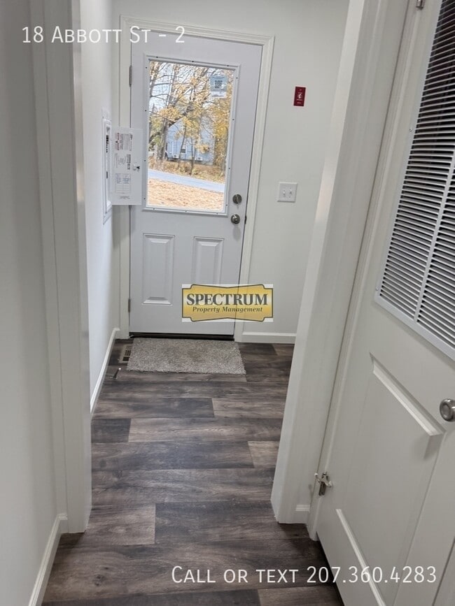 Photo - 18 Abbott St Unit 2