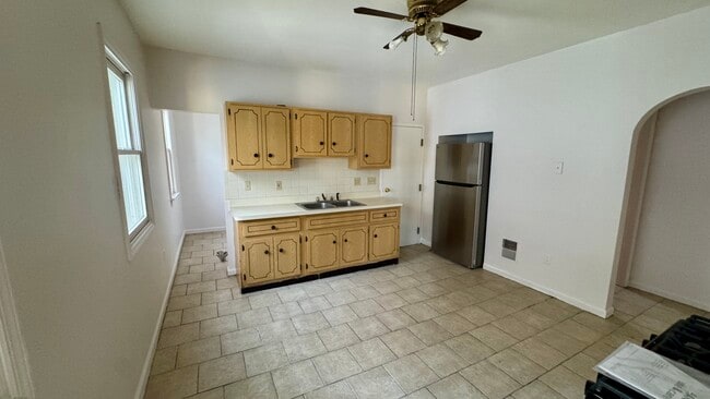 Photo - 103 Garfield Ave Unit 102