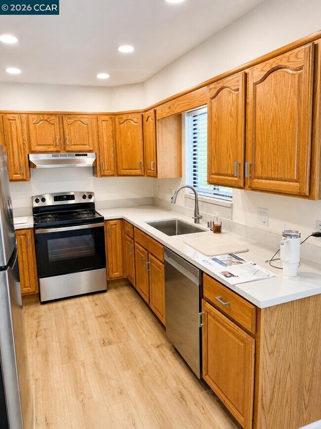 Photo - 2735 McMorrow Rd