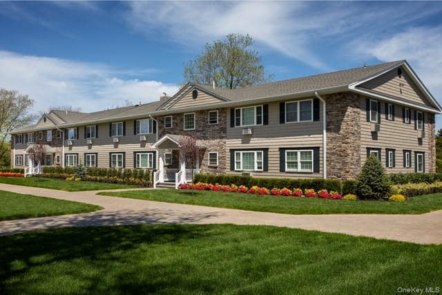 Building Photo - 305 Robinson Ave Unit 7