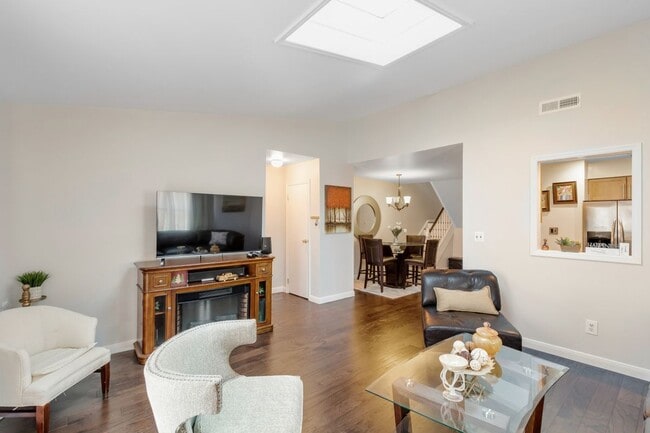 Photo - 6405 Liberty Ave Unit 5J