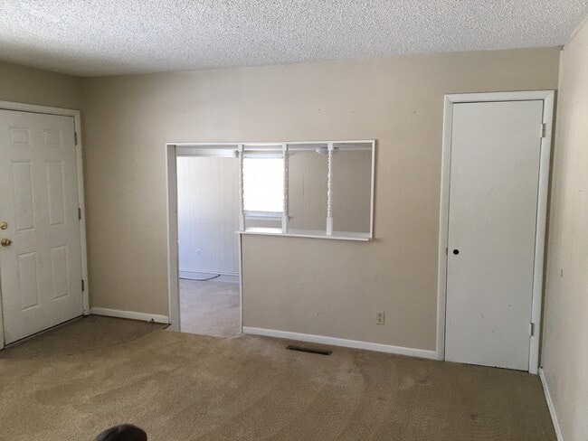 Photo - 120 Wire Ave