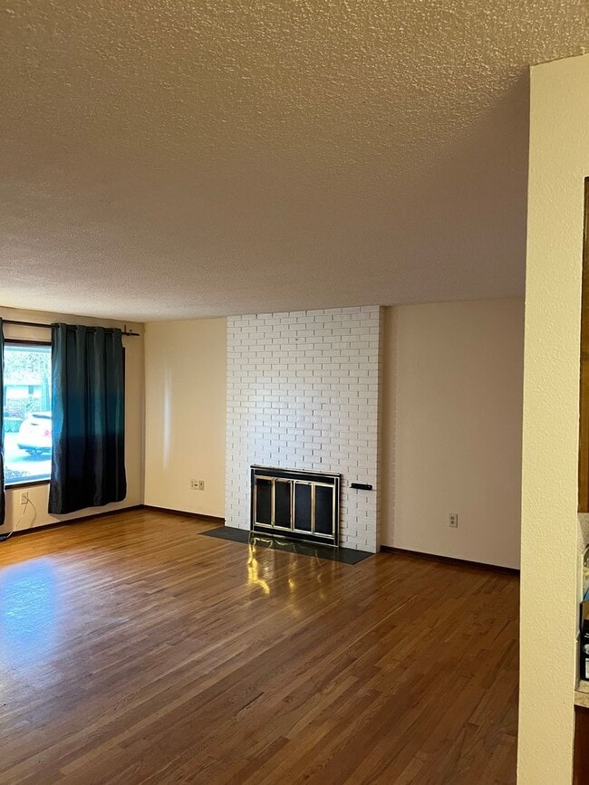 Photo - Mid-Mod on Missoula- Single Story!