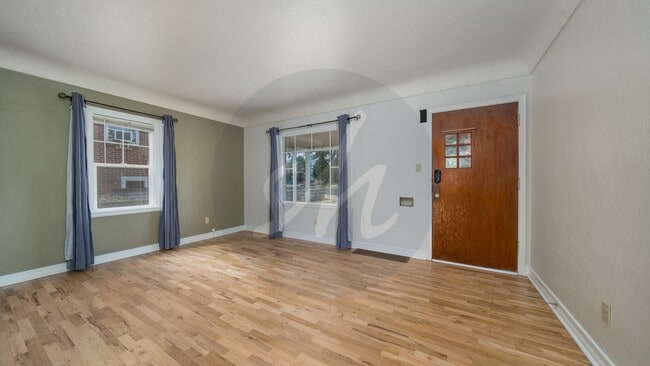 Photo - 111 N Sheridan Ave