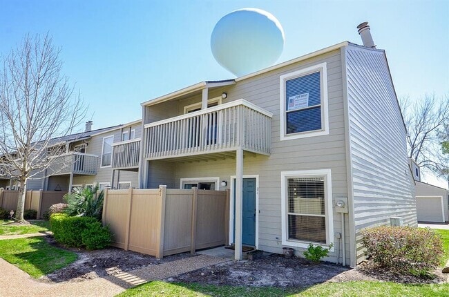 Building Photo - 2379 Briarwest Blvd Unit 21 Rental