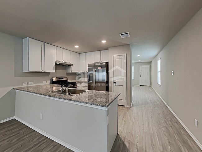 Photo - 10603 Varmus Dr