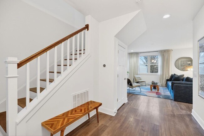 Photo - 927 Ramseur St