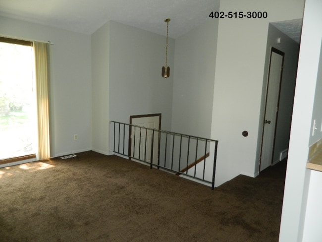 Photo - 5128 Edinburgh St