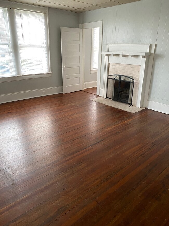 Photo - 220 W End Blvd Unidad 220