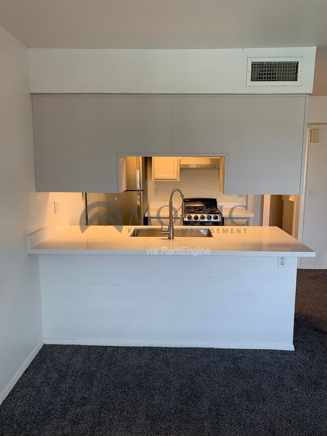 Photo - 461 W Holmes Ave Unit 303