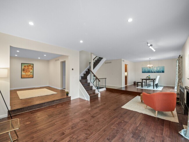 177 E Long Lake Rd