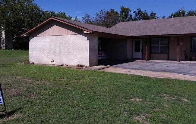 Photo - 1308 Barbergale St Townhome