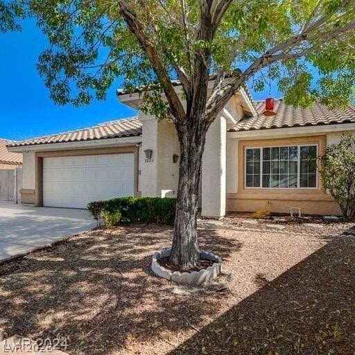 Photo - 5022 Vista Loma Way