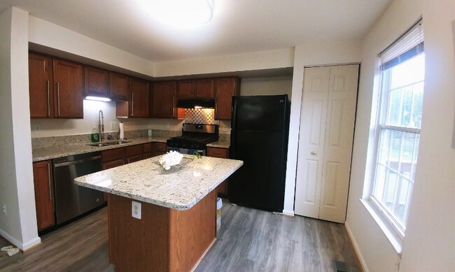 Photo - 12921 Freestone Ct