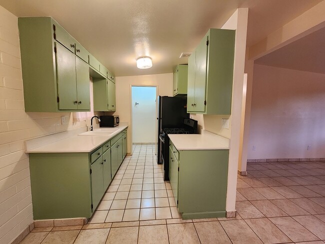 Photo - 2642 N Santa Rita Ave