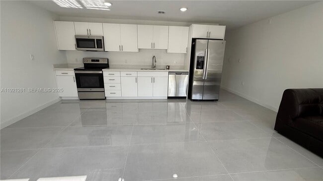 Photo - 14571 SW 261st St