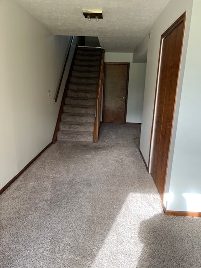 Photo - 466-468 S Kaser Dr Unit 468