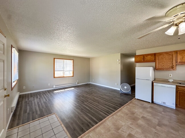 Photo - 1317 La Crescent St