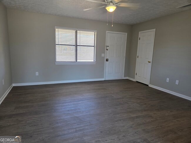 Photo - 322 Randolph Dr