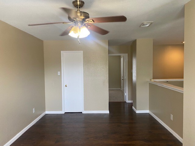 Photo - 5906 Drenner Park Ln