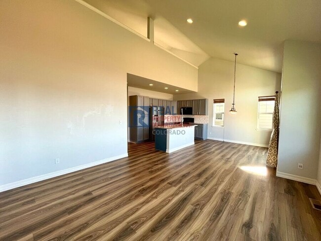 Photo - 7665 Buckeye Tree Ln