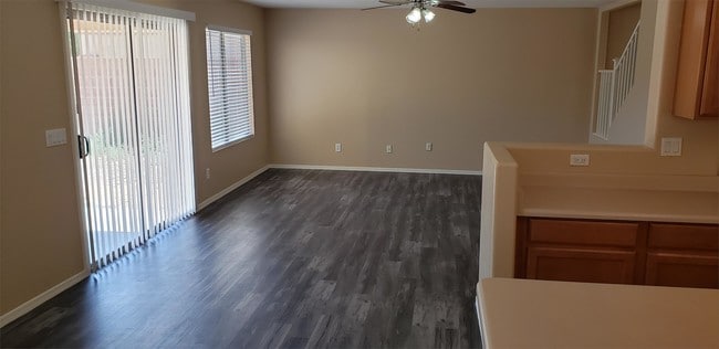 3195 W Carlos Ln