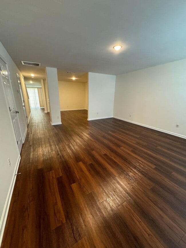 Photo - 81 BC Unit 81 BC