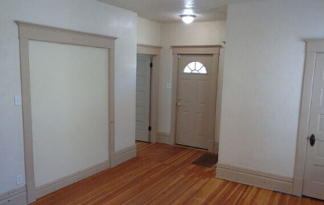 Photo - 1728 11th Ave