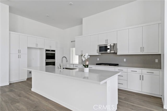 Photo - 280 Mustang Ln